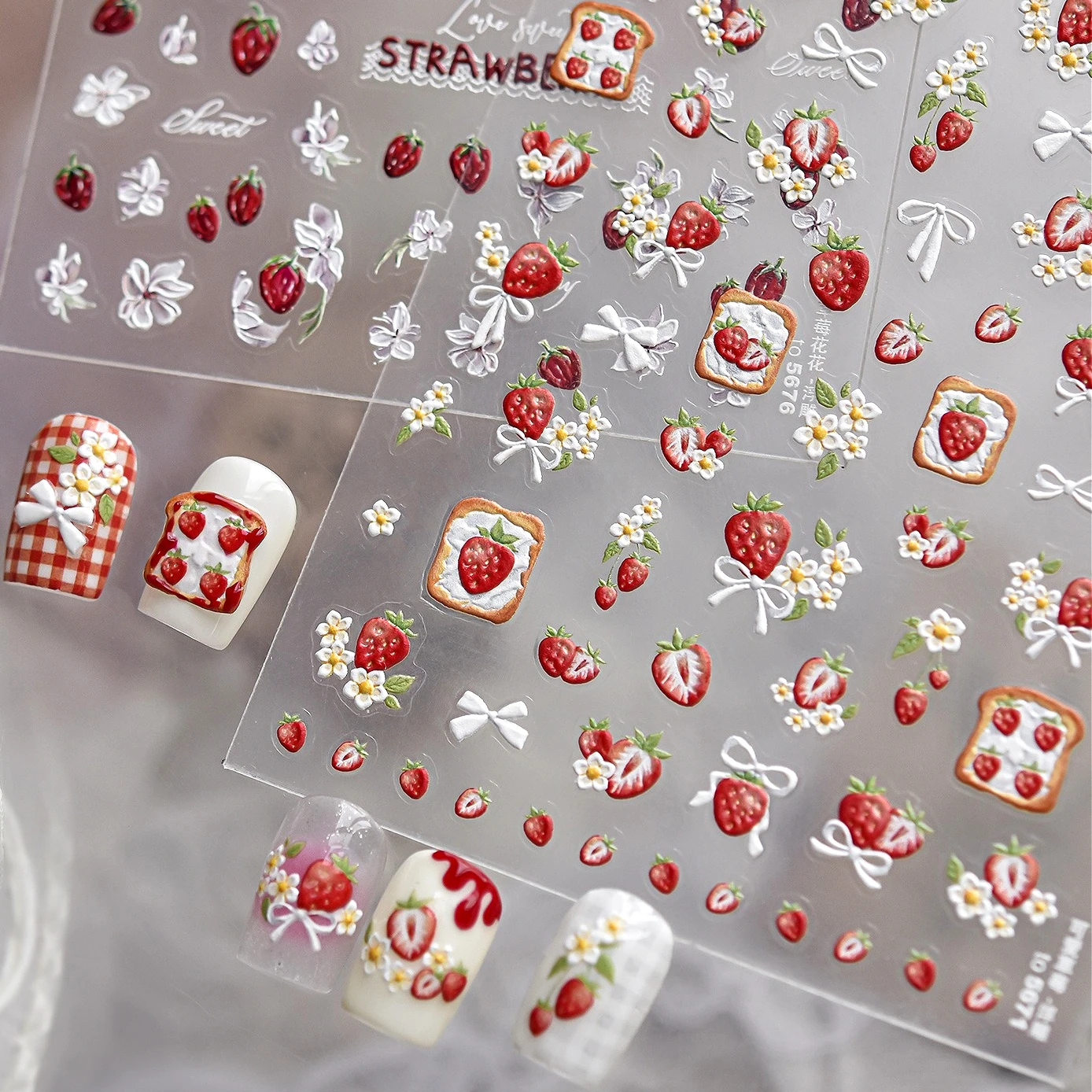 Aardbeientoast strik madeliefj - Nail Art Orange recensie en prijs